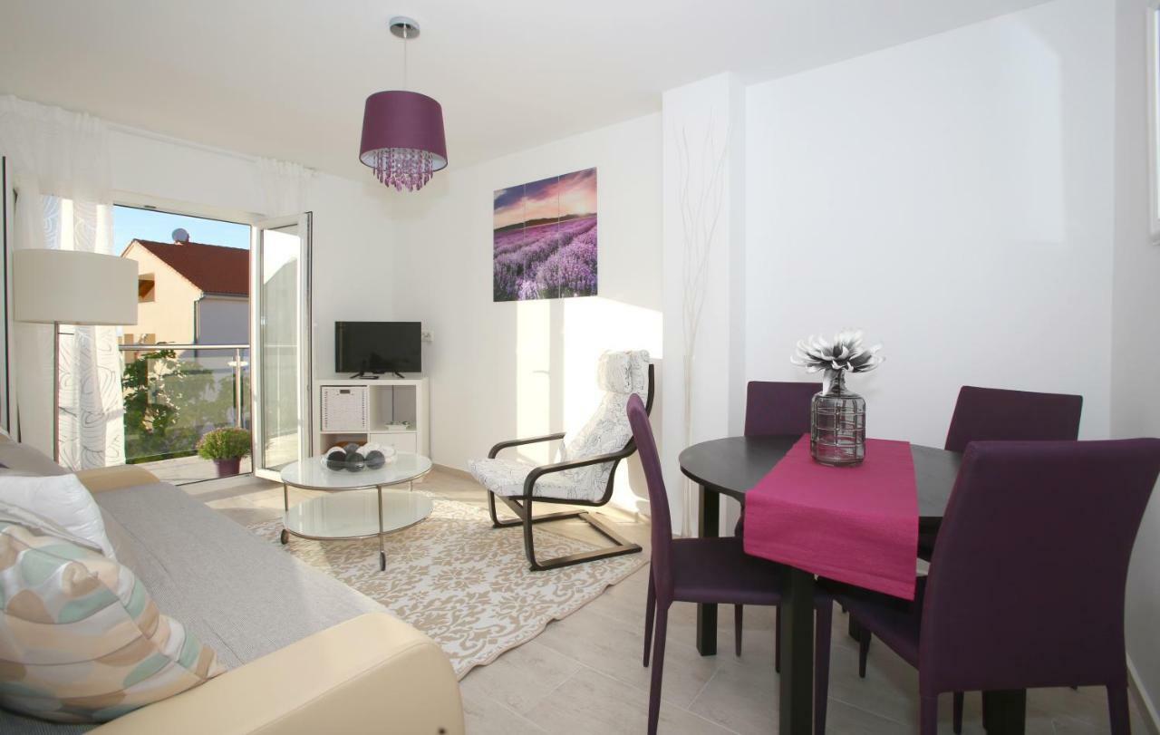 Apartments Melin Malinska Exteriér fotografie